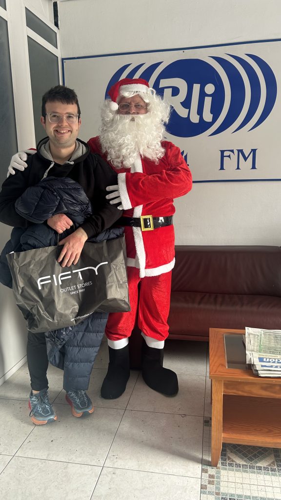 SIGUEN LAS ENTREVISTAS DE RADIO, EN VIDA SANA Y FELIZ 3 IMG 3320