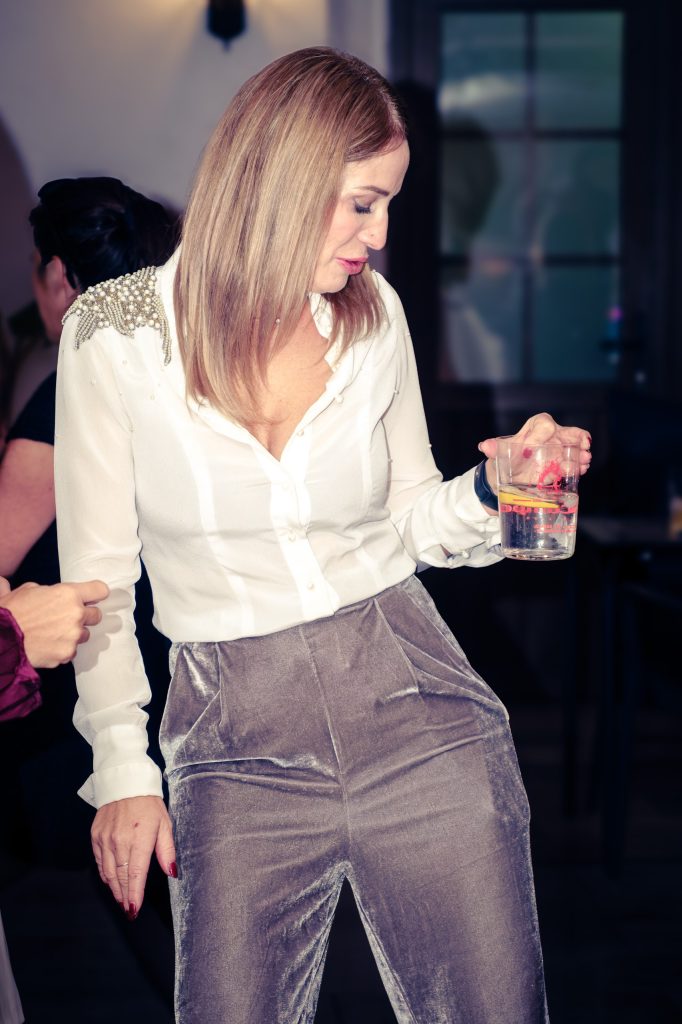 Imagen JPEG 4AC2 A121 DB 12