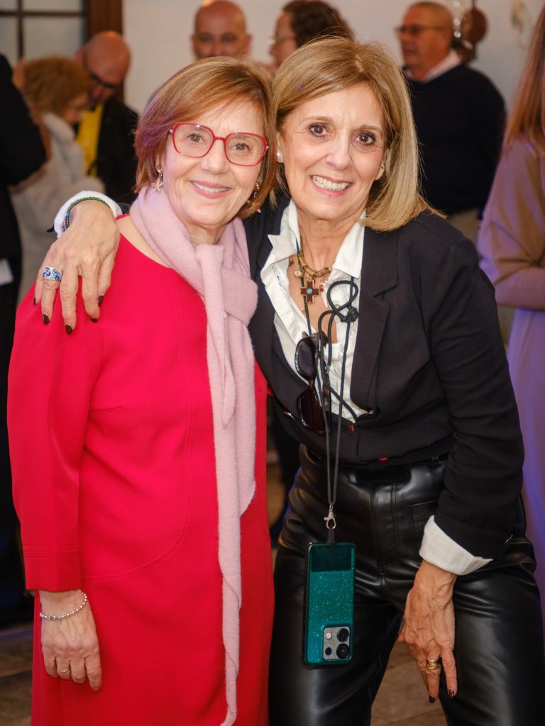 Imagen JPEG 4AC2 A121 DB 5